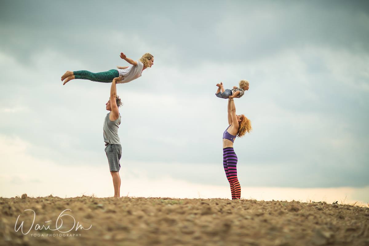 Circus family, acrobatic, high bird